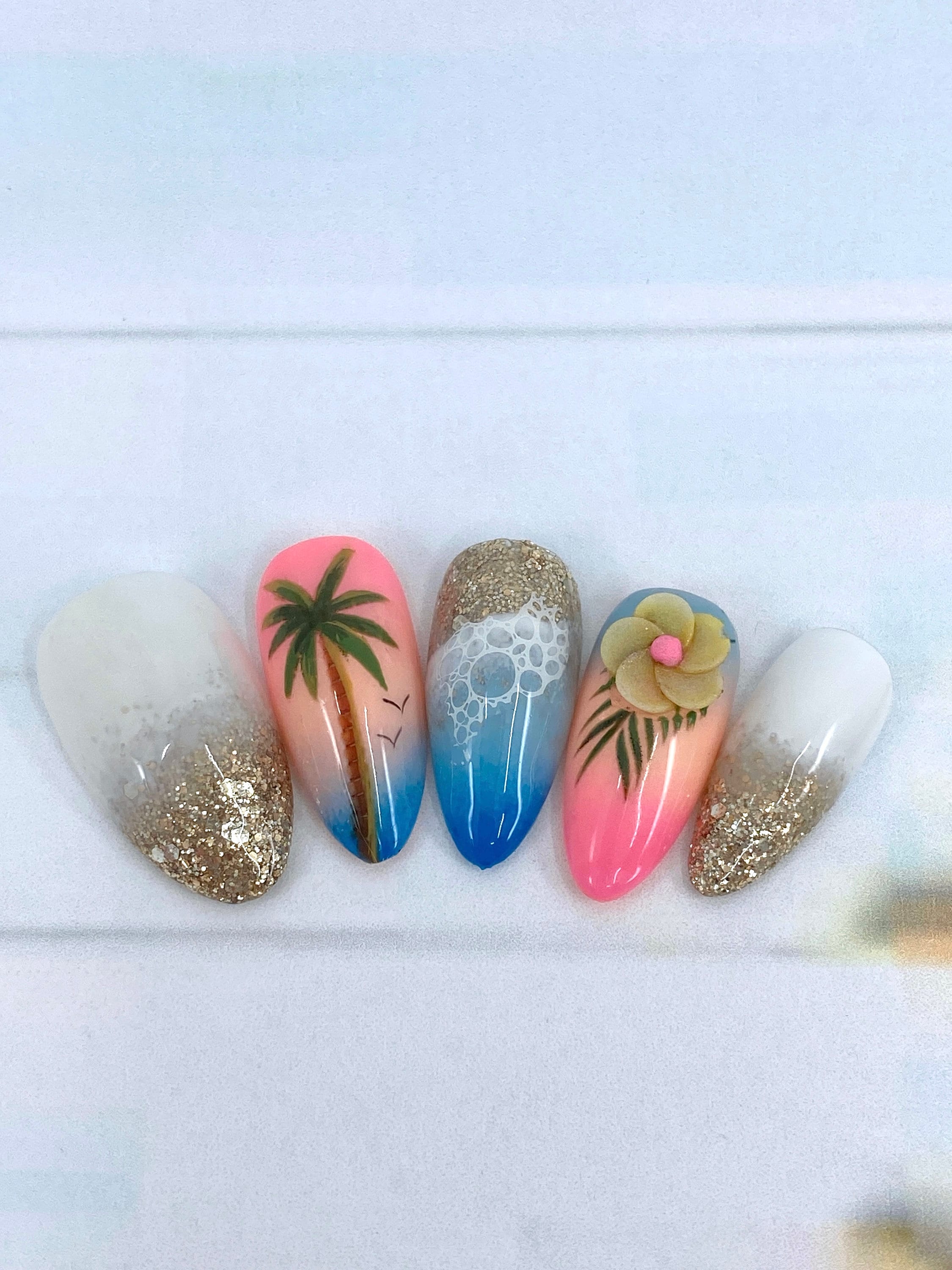 Tropical Sunset Nails That Glow at Dusk