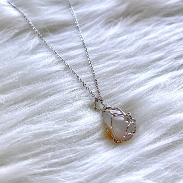 Agate Necklace, Petite Gold Natural Stone, Positive Energy, Handmade Crystal Pendant, For Energy Healing, Birthday Gift