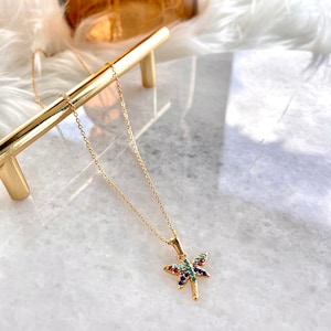 Libelle Halskette mit Bunten Steinen,Gold Anhänger Kette,Regenbogen,Jahrestag Geschenk,Geburtstagsgeschenk für Sie,Valentinstag