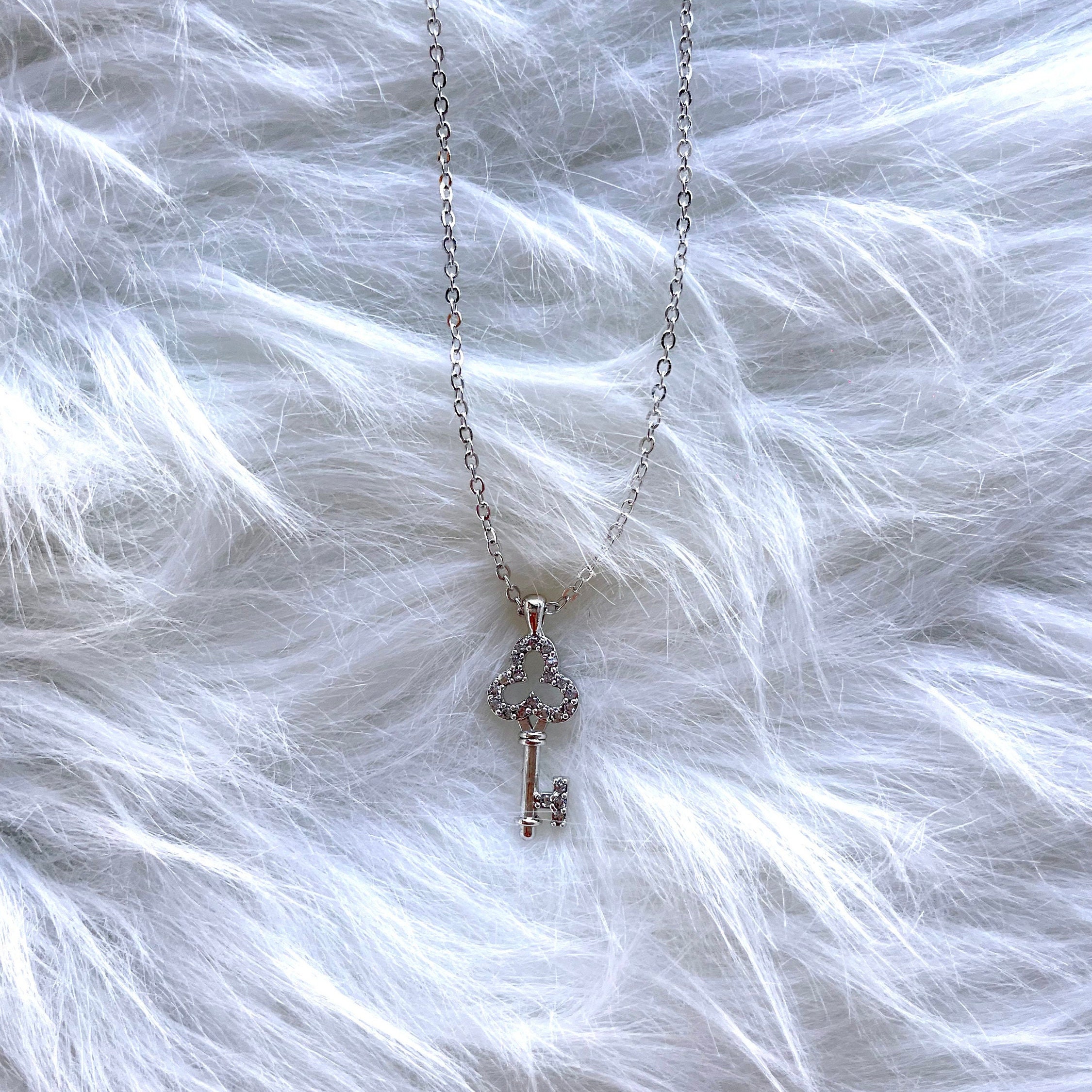 Dainty Key Necklace,elegant Silver Key Pendant,delicate Key Charm ...