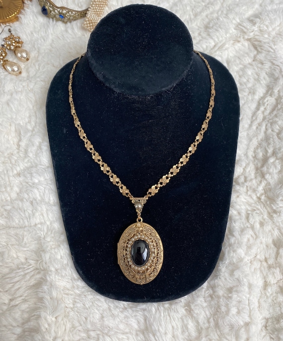 Vintage Rose Gold Locket Necklace - image 1