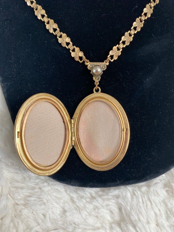 Vintage Rose Gold Locket Necklace - image 4