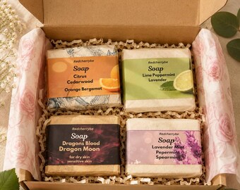 Zestaw prezentowy Spa dla mężczyzn i kobiet, 4 ręcznie robione mydła w kostce, zestaw pielęgnacyjny z aromaterapią ziemisto-miętową, botaniczny żel pod prysznic do skóry suchej