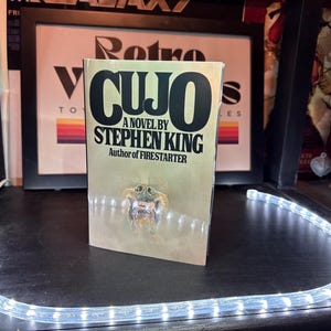 Cujo by Stephen King 1981 Grey Hardcover Dust Jacket Near Mint Condition VG+