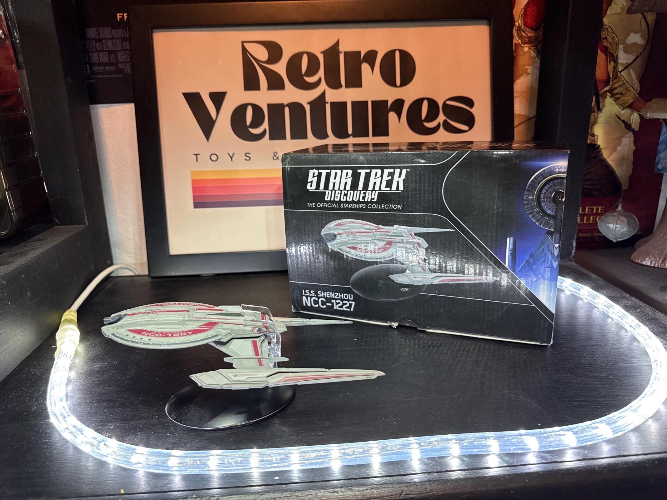 Eaglemoss Star Trek Discovery ISS SHENZHOU NCC-1227 W Box No