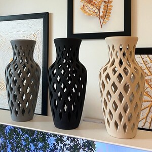 Diamond Pattern Hand Cut Hollow Out Ceramic Vase Set, Black Cut Out Ceramic Vase, Ceramic Vases for Dried Flowers - Unique Home Décor Accent