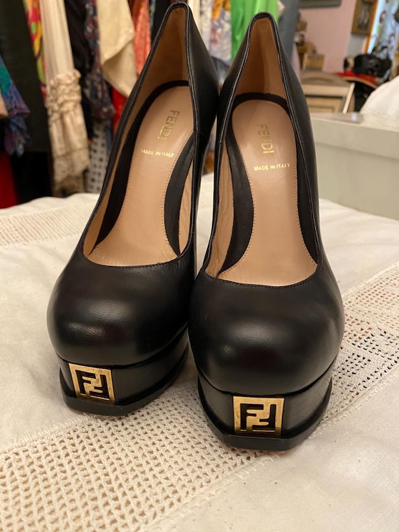 Fendi pumps discount