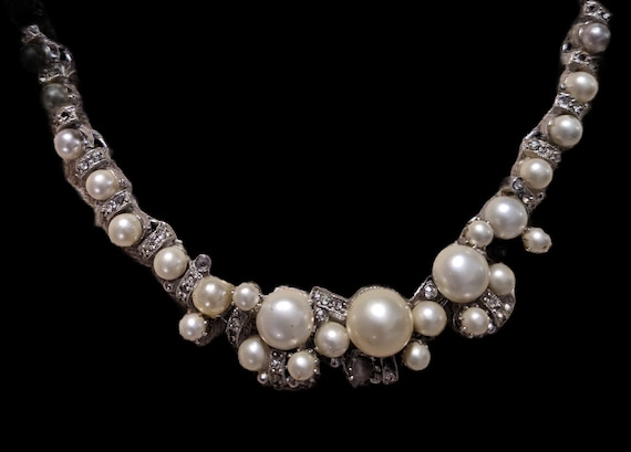 1950's  Faux  Pearl necklace - image 1