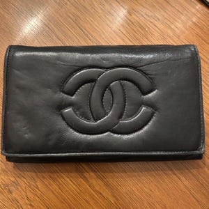 CHANEL vintage wallet 90’s Chanel timeless vintage wallet | eBay