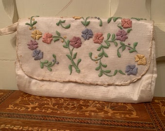 Vintage White Hand Embroidered Clutch Purse I Flower Clutch I Floral Embroidered Purse