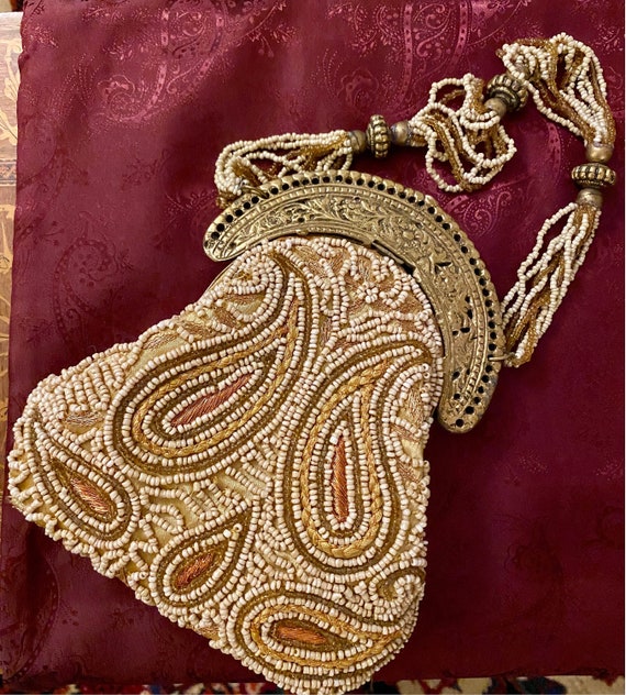 VINTAGE 1980’s handmade indian beaded evening bag - image 3
