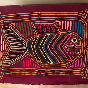 Handmade Kuna Mola Textile - Vibrant Fish Design – Authentic Guna Art