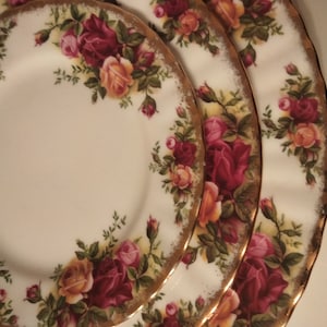 Royal Albert old country roses Bone china three piece plate set excellent condition English Bone China Porcelain