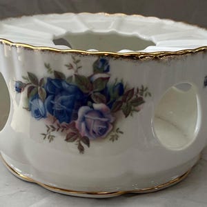 Royal Albert Moonlight Rose Teekannen Stövchen, Unterteil, Blaue Rosen, Bone China Porzellan, Porzellan