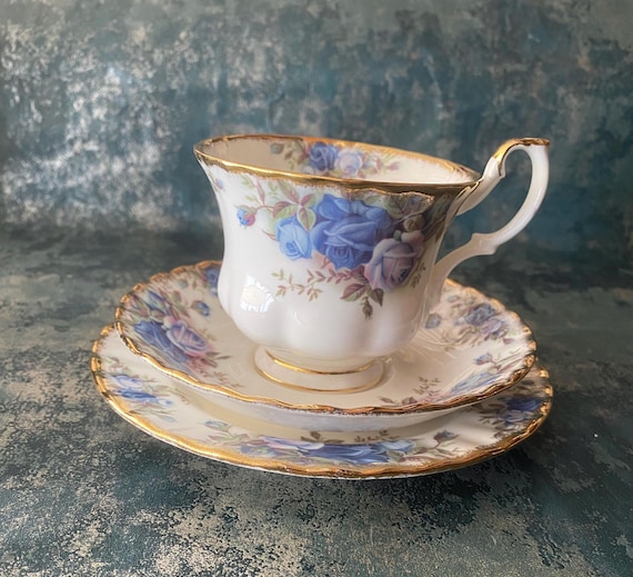 ロイヤル・アルバート ムーンライトローズ カップ＆ソーサー 2客セット