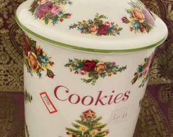 Royal Albert Old Country Roses Cookie Jar – Limited Edition