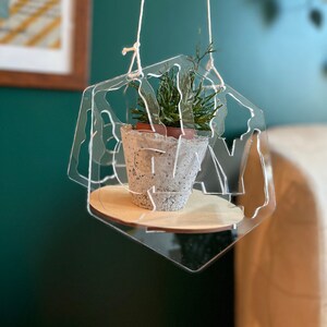 GAY plant hanger