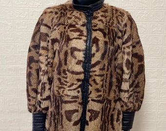 Vintage Lapin Fur Coat – Wild Cat Print Leather Jacket, Size L