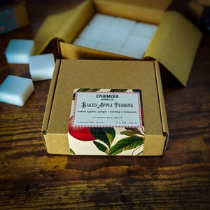 Spiced Apple Wax Melts | Baked Apples, Ginger, Nutmeg & Cinnamon | 3.5 oz | Bakery | Gourmand | Dessert | Plastic Free Packaging