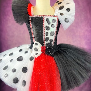 Cruella 101 Dalmatian Halloween Costume Party Pageant 5K Dress (Adult)