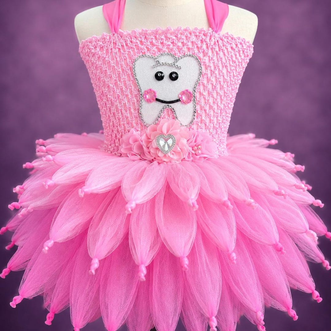 tooth fairy movie pink dress 2010 movie "Tooth Fairy" cover/poster with the dress/tutu : r/HelpMeFind