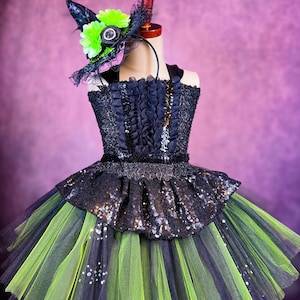 Elphaba Black and Green Wicked Witch Halloween Trick or Treat Costume Birthday Party Pageant Princess Dress and Hat Headband Set (Adult)