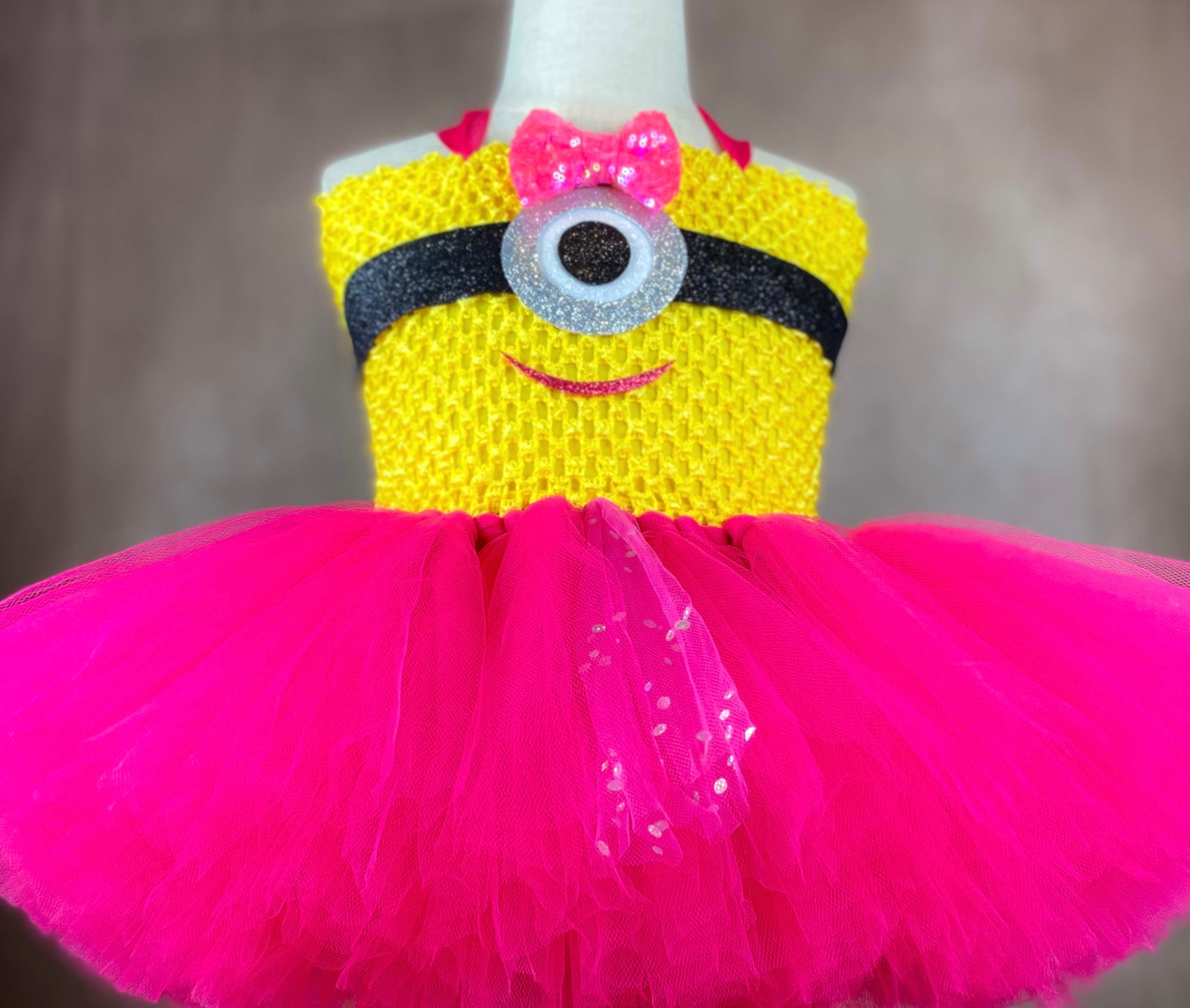 Pink Minion Despicable Me Villain Assistant Halloween Costume
