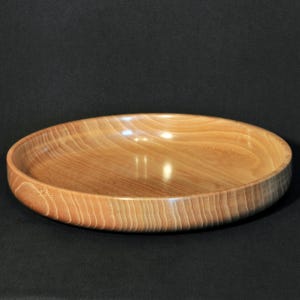 Flache holzschale