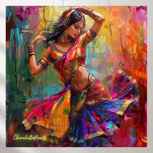 Op de afbeelding: Olieverfschilderij van een vrouw in een traditionele Indiase danshouding, in levendige kleuren. Het kunstwerk toont een rijk palet van rood, geel, blauw en paars, met ingewikkelde details in de kleding en sieraden van de danseres. Handtekening van de kunstenaar linksonder.