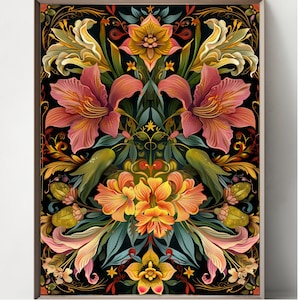 Könnte beinhalten: Gerahmter floraler Kunstdruck mit einem symmetrischen Design aus rosa, gelben und orangefarbenen Blumen auf schwarzem Hintergrund. Das Kunstwerk umfasst grüne Blätter und goldene Akzente, wodurch eine lebendige botanische Illustration entsteht.