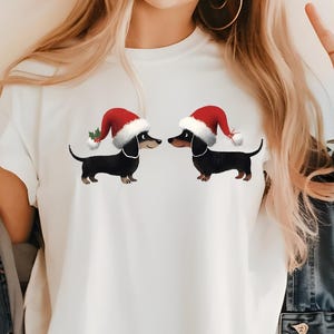 Teckel Noël PNG père Noël chiens clipart, art numérique de sublimation de chien saucisse de Noël, conception de chemise maman Doxie, couple Weiner race rouge noeuds