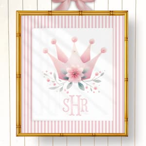 Różowa akwarela księżniczka korona clipart Grandmillennial kokietka sztuka ścienna do pokoju dziecięcego, Preppy tiara PNG JPEG darmowe bezszwowe wzory