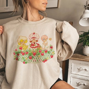 Life Is Delicious Sweatshirt, Vintage Strawberry Shirt, Love Strawberry Sweatshirt, Retro Cartoon Sweatshirt, Y2K Shirt, Strawberries Gift