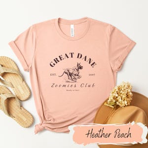 Camiseta Great Dane Zoomies Club - Camiseta engraçada para cachorro, presente unissex para amantes de animais de estimação, roupa para donos de cachorros, camiseta para entusiastas de animais, amante de dogue alemão