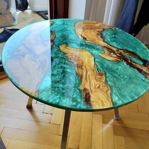 Round Epoxy Resin Coffee Table: Natural Wood Bar & Cafe Table