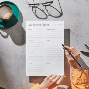 Minimalist Teacher Daily Planner-Digital Download