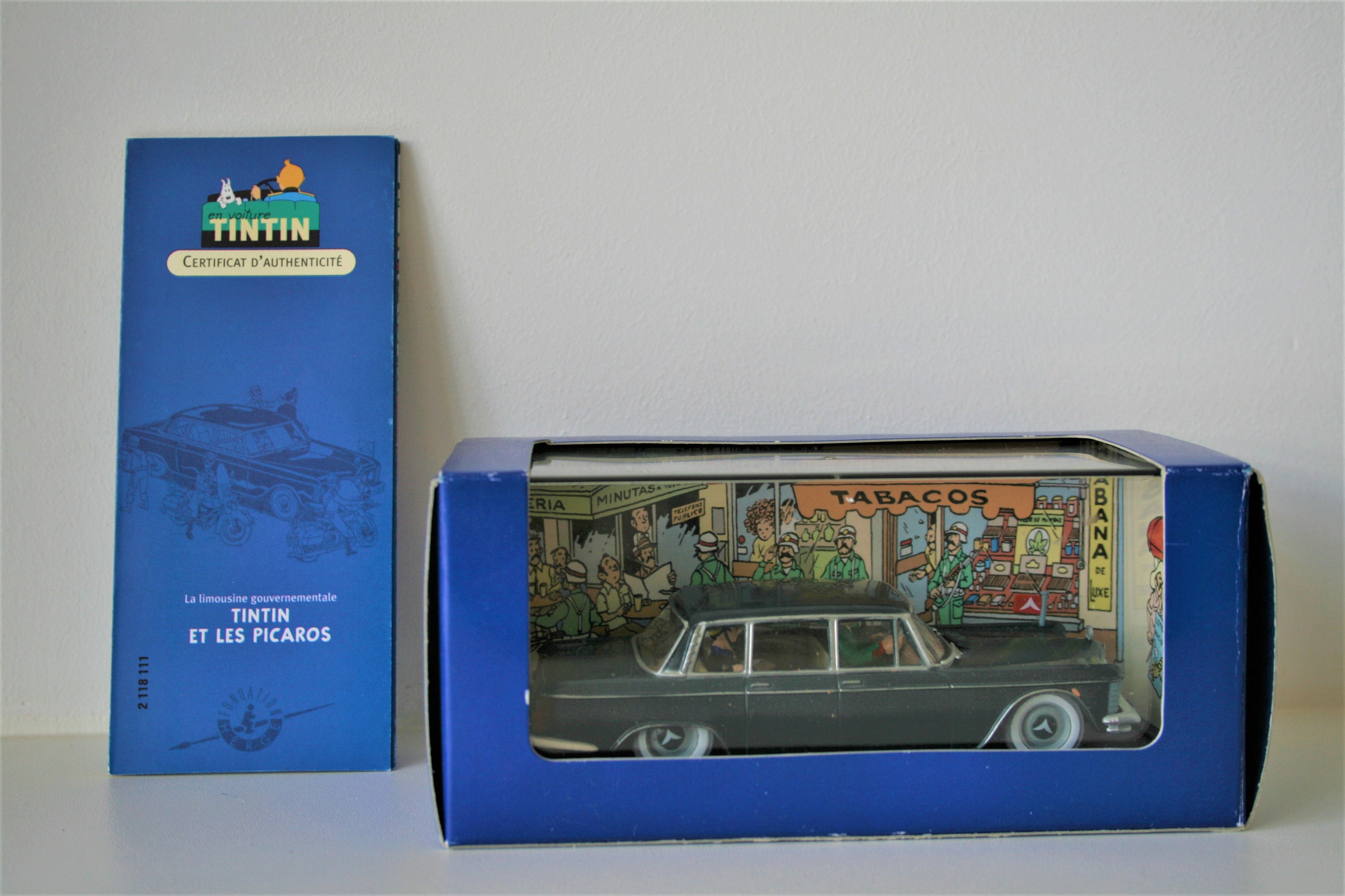 Lot De 7 Voitures Miniatures Tintin – Atlas – Avec Certificats + 2 BD – Collection