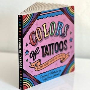Libro de cartón para bebés "Colores de tatuajes" - Regalo infantil - Tapa dura - Un regalo original - Ilustración personalizada, estilo tatuaje tradicional americano