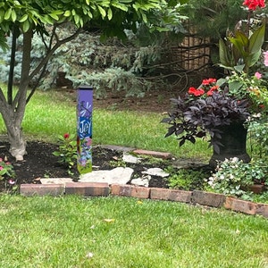 Garden Post  - Joy - Peace - Love - Hope