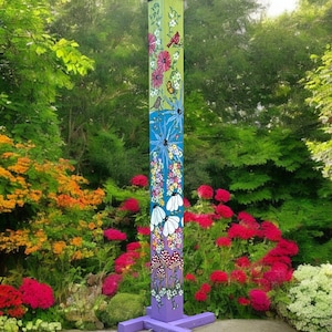 Garden Post - Handcrafted Buds and Birds Décor for Your Outdoor Space, Perfect for Garden Lovers & Nature Enthusiasts