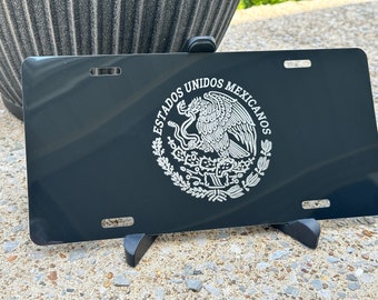 Mexican Flag Front/Decorative License Plate