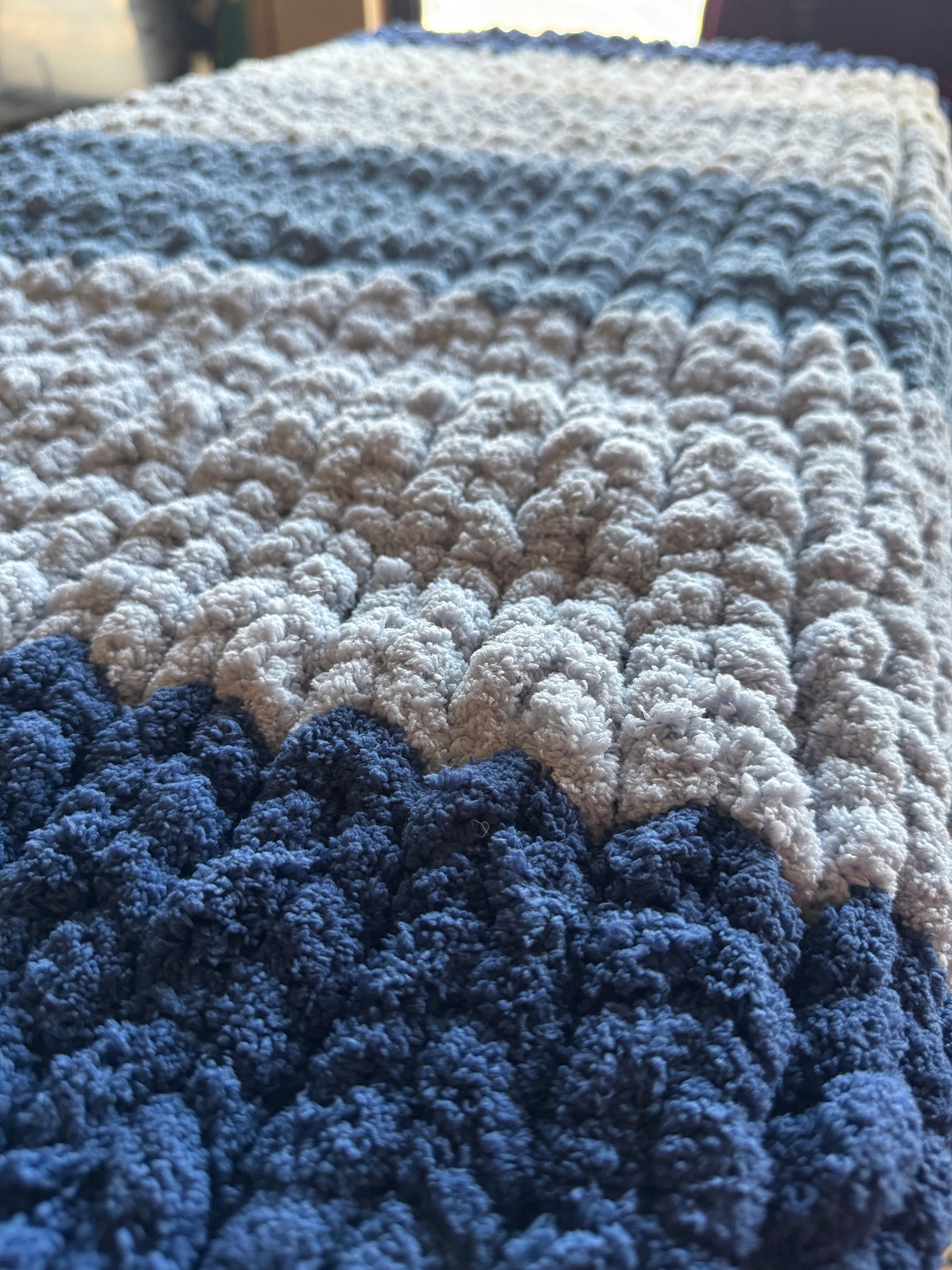 Checkered Chenille Blanket- Gray