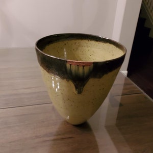 Narrow-footed vase with unique glaze drip