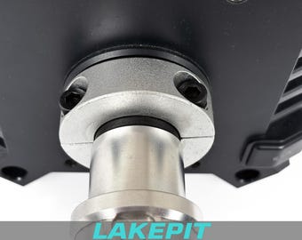 Shaft Clamp for Fanatec Wheel Bases - Dual Clamp for Steering Shaft Fixation in Sim Racing