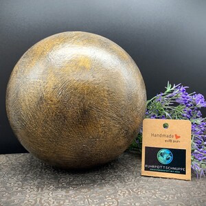 Lovingly handcrafted animal urn "Golden Age" (2,100ml) ceramic up to 37kg, ball urn, dog urn, Honden urn, urn for dogs; Urna per Cani