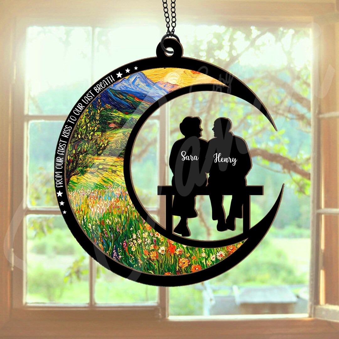 Personalized Old Couple Crystal Heart - Gift Idea For Father's Day/Old Couple - To My Wife, You Are My Queen
