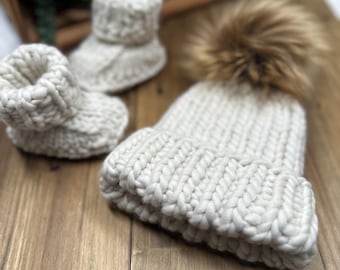 Handmade Baby Beanie and Booties, 0-6 Month Baby Gift Set, Baby Hat, Baby Booties, Matching Baby Set