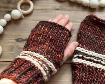 The Winding Ridge Mittens Knitting Pattern, Mitten Pattern, Lateral Braid Mitten Knitting Tutorial, Knitted Fingerless Mitten Pattern