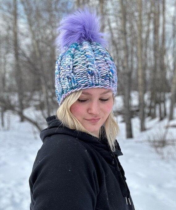 Women’s Luxury Handmade Knit Beanie | NWT Women main image 4