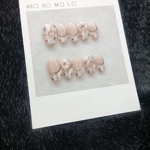 Spring Magnolia press On Nails|Flower Petal Nails|Hand-Painted Art Design Reusable Nails|Charm Fake Nails|Premium Nails|Gift For Her|Florial